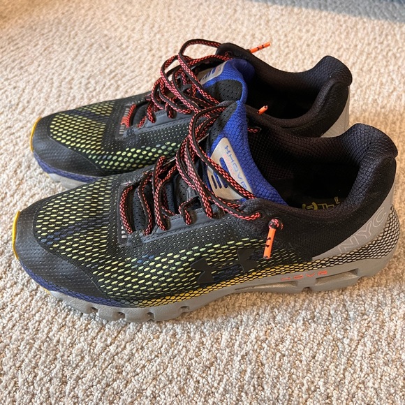 Under Armour Hovr Infinite men’s athletic shoe - Picture 4 of 5